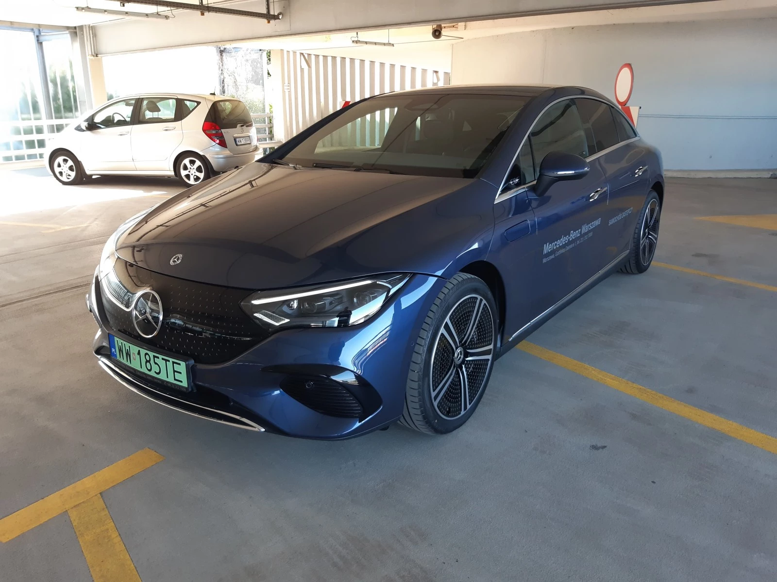 Mercedes Benz
