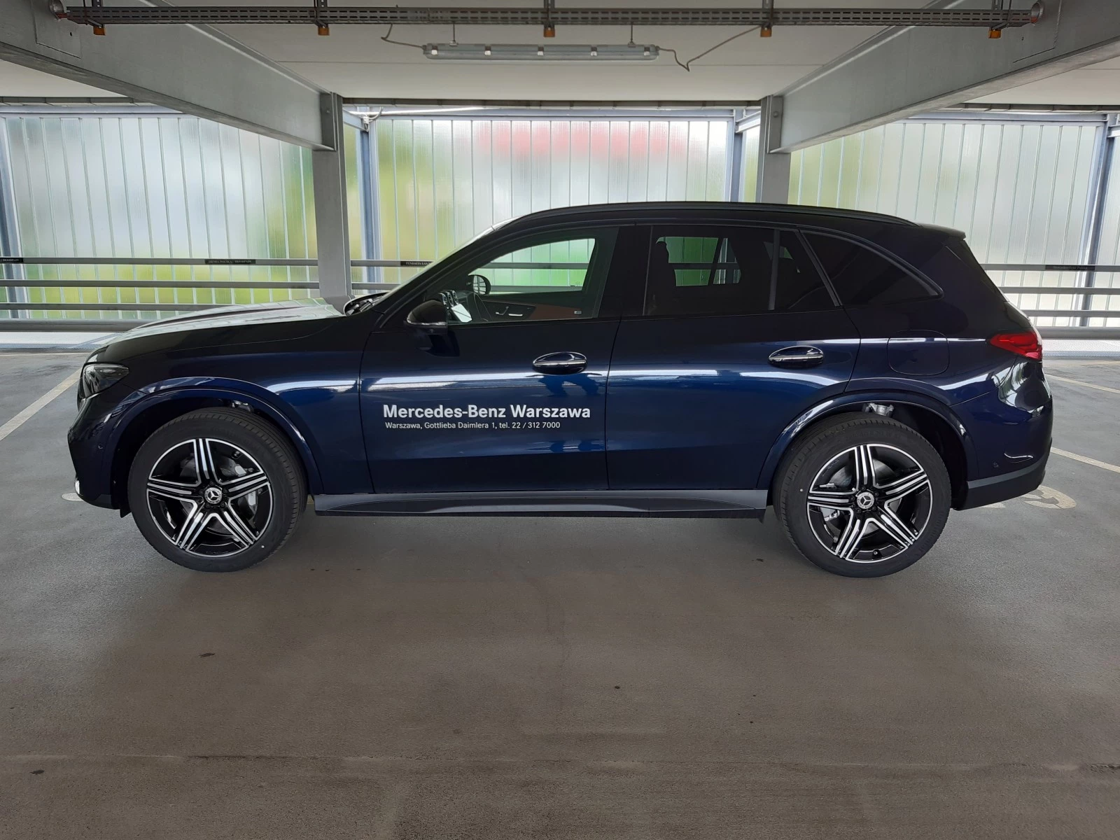 Mercedes Benz