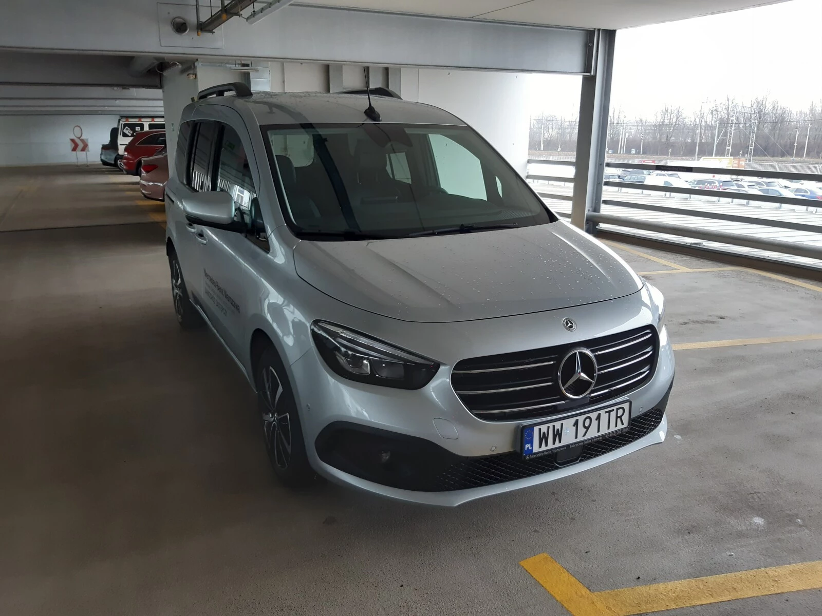Mercedes Benz